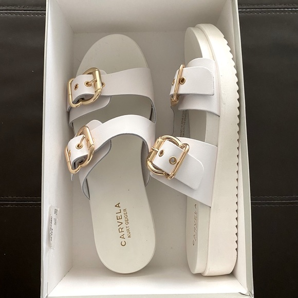 Kurt Geiger Shoes - Kurt Geiger Carvela White Leather and gold buckle Sandals in size 10